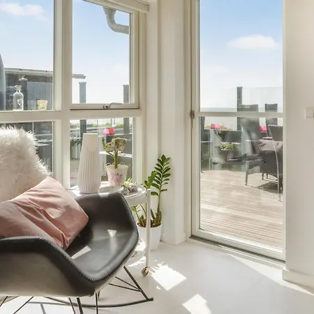 Vakantiehuis Four-bedroom In V *